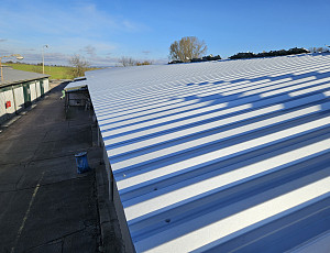 Výměna střešní krytiny a montáž FVE